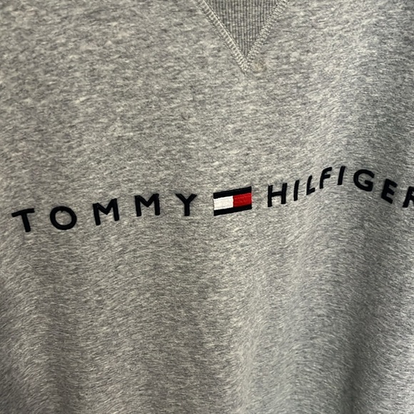 Tommy Hilfiger crewneck sweatshirt - Picture 3 of 4